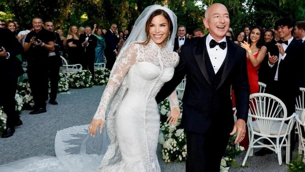 In pictures: Celebrities descend on Venice for Jeff Bezos and Lauren Sanchezs wedding