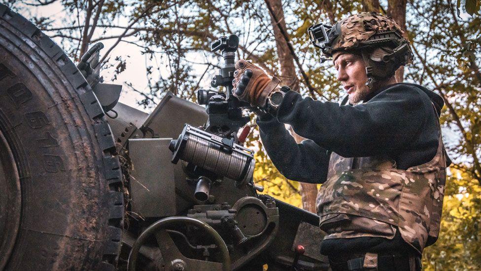 Ukrainian forces halt Russian advance in Sumy region, says army chief